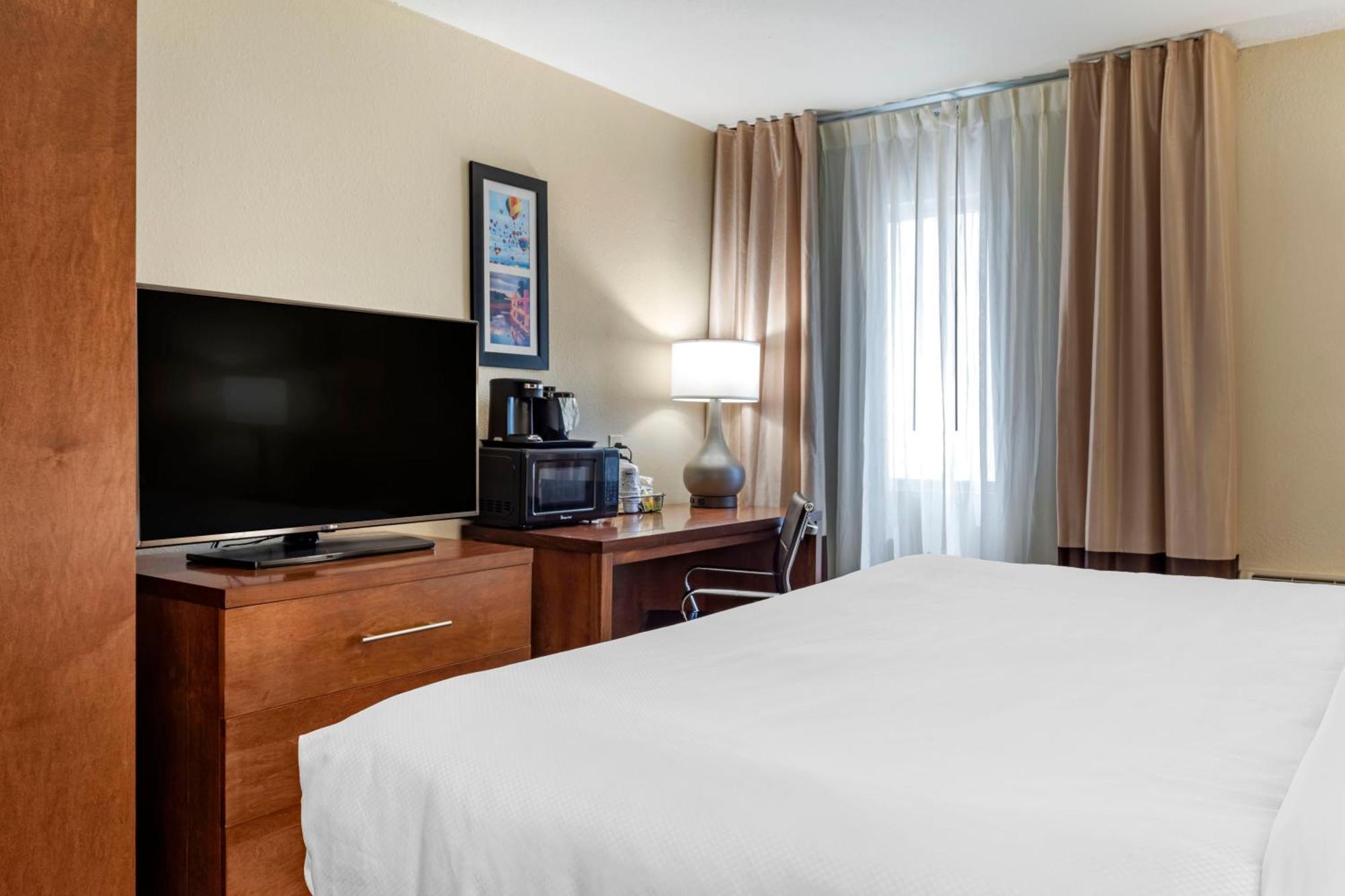 Comfort & Downtown 2*