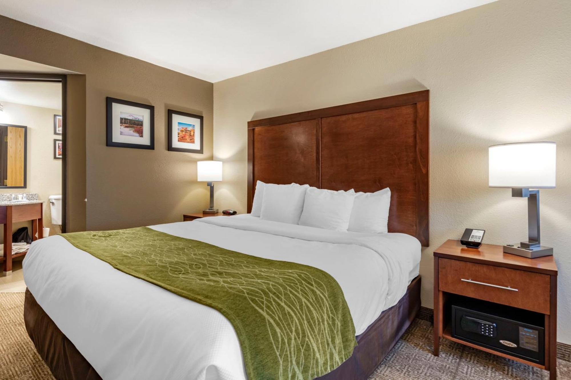 Comfort & Downtown Albuquerque