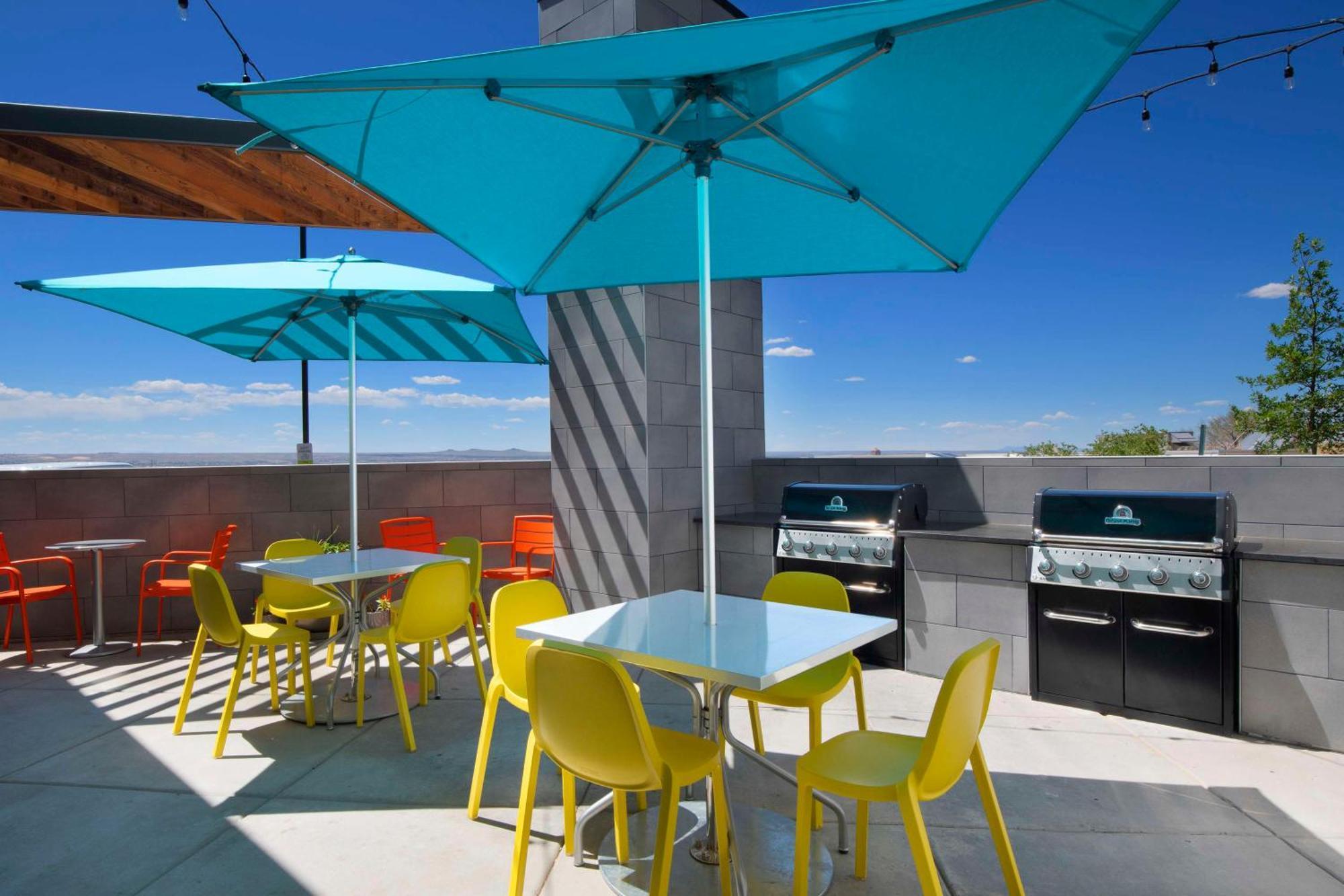 Home2 By Hilton Airport Hotel Albuquerque