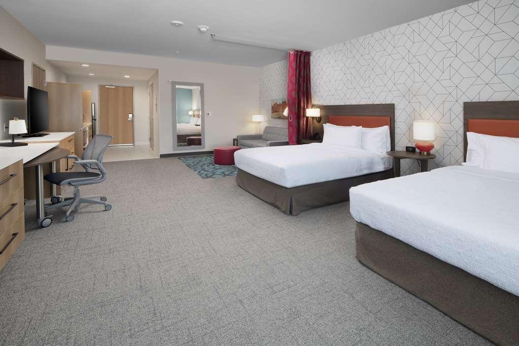 Hotel Home2 By Hilton Airport