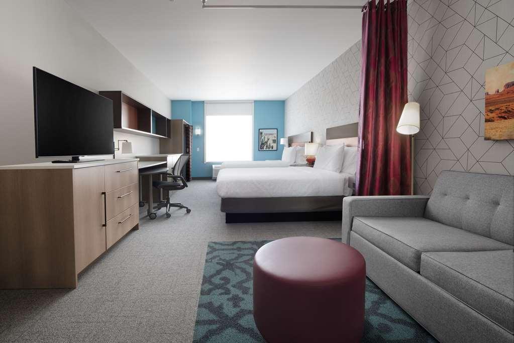 Hotel Home2 By Hilton Airport *