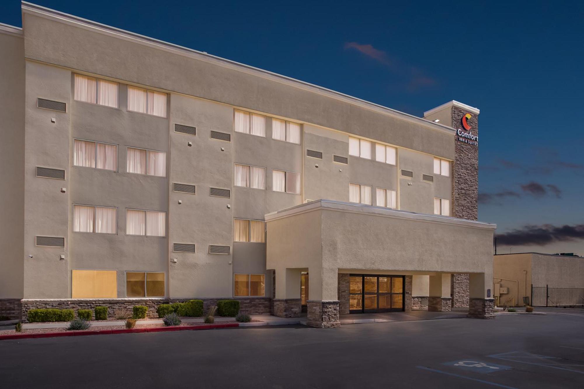 Comfort & Downtown Hotel