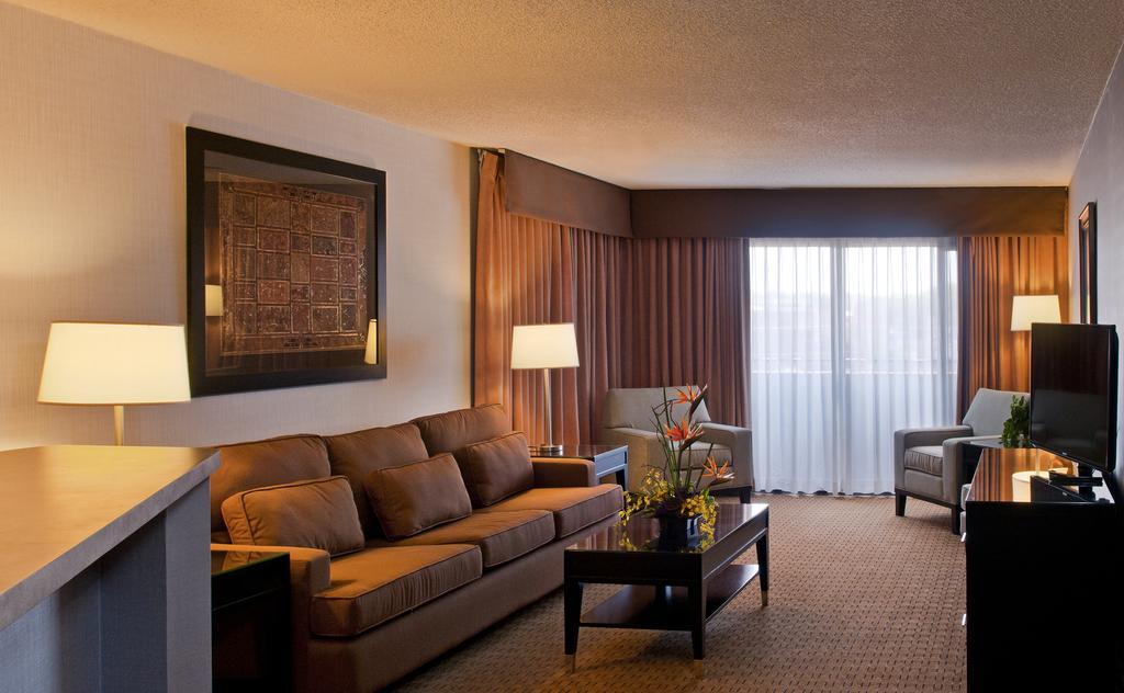 Wyndham & Conference Center Albuquerque
