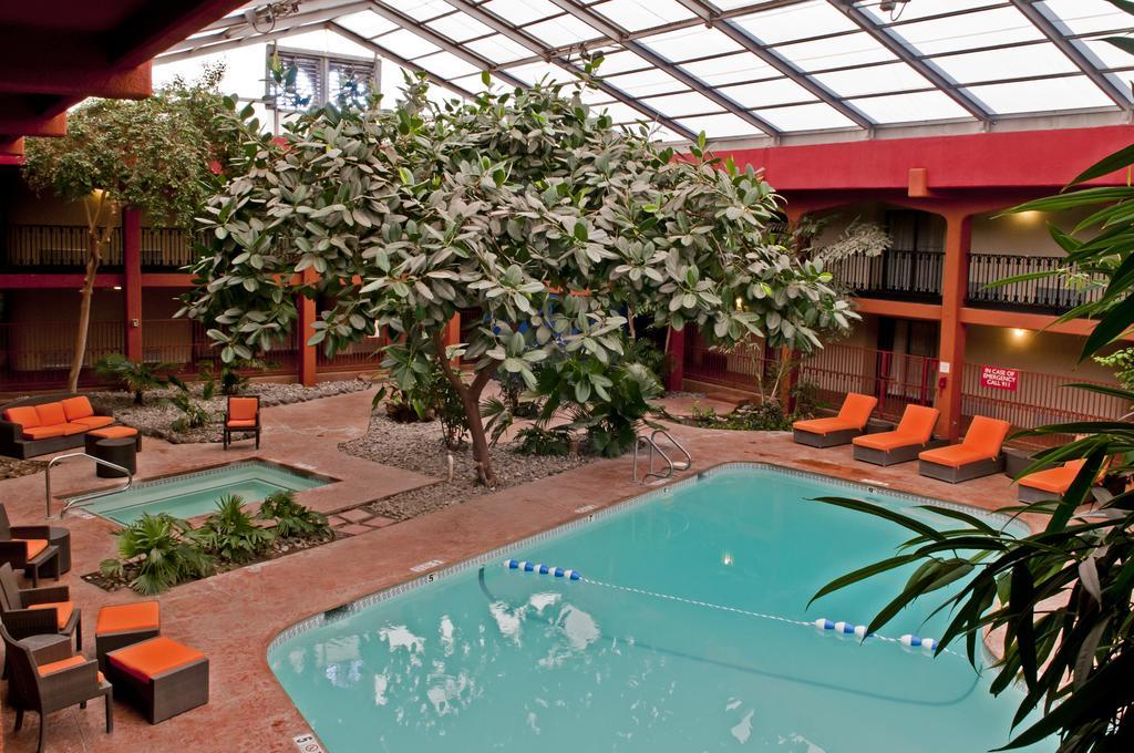 Wyndham & Conference Center 3* Albuquerque