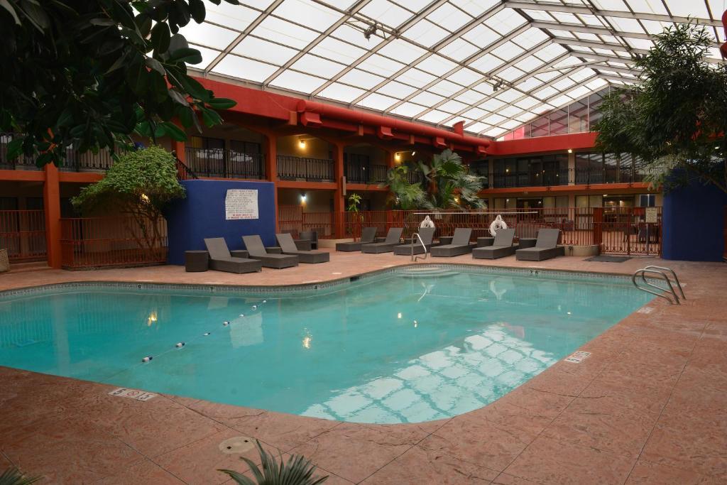 Wyndham & Conference Center Albuquerque