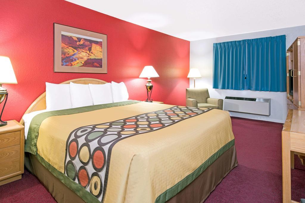 Super 8 Albuquerque/midtown