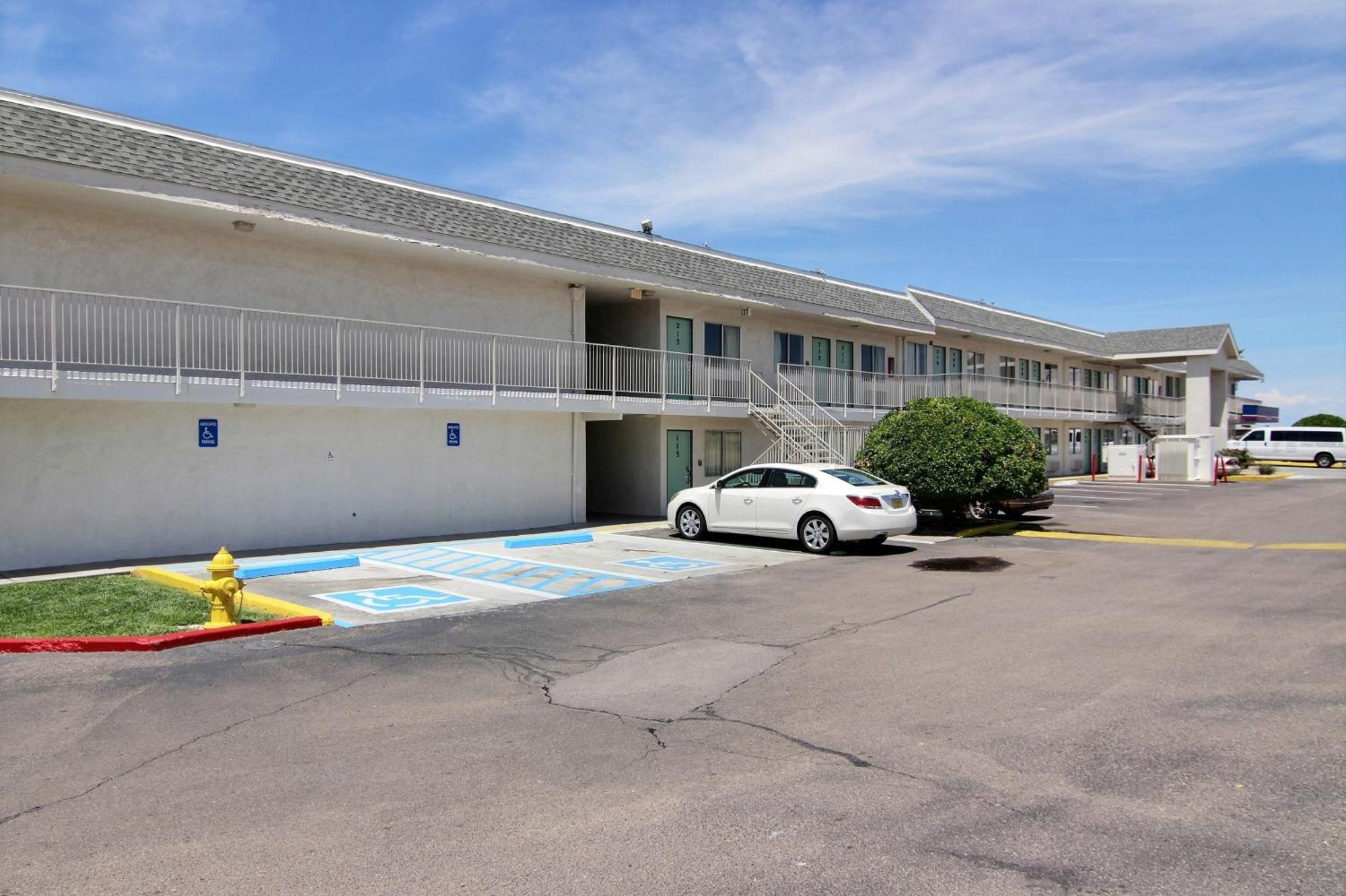 6-albuquerque, Nm - South - Airport Hotel