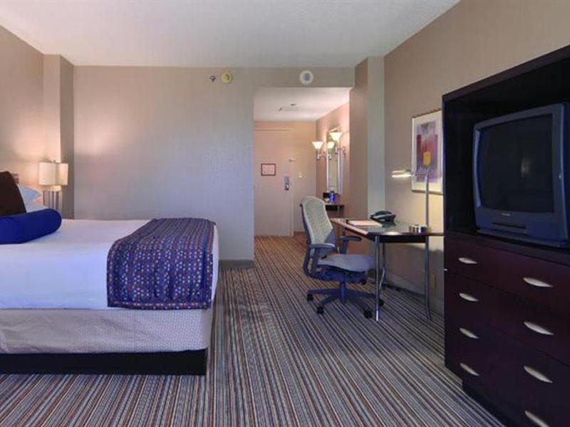 Hotel The Clyde 4*