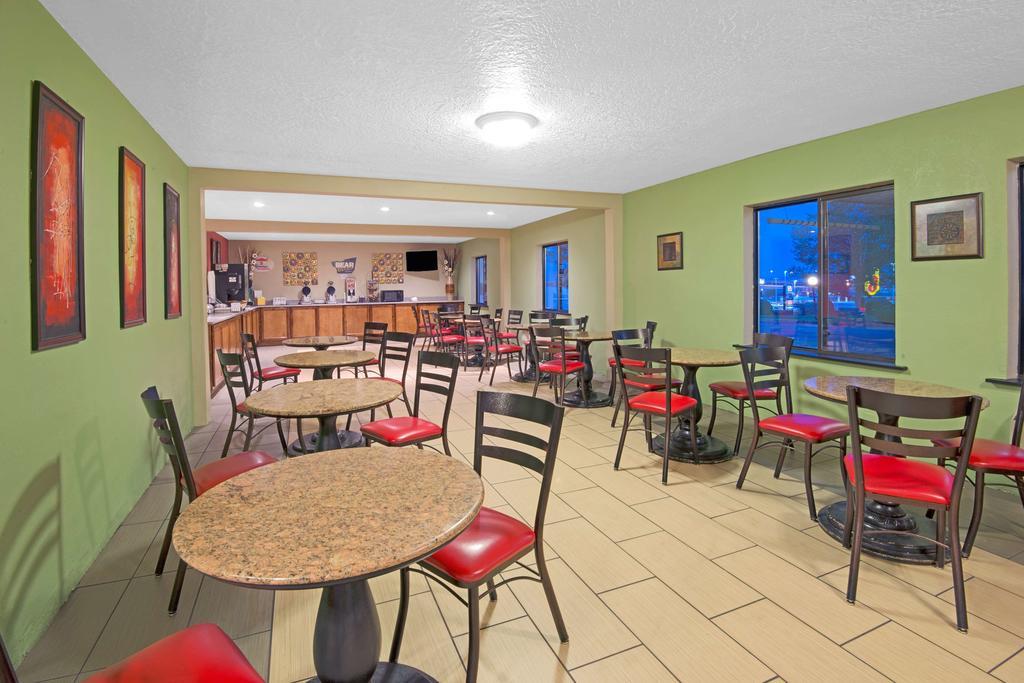Super 8 Albuquerque/midtown Albuquerque