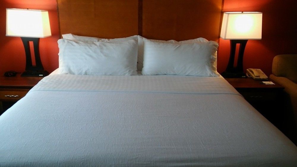 & Airport By Ihg Hotel Albuquerque
