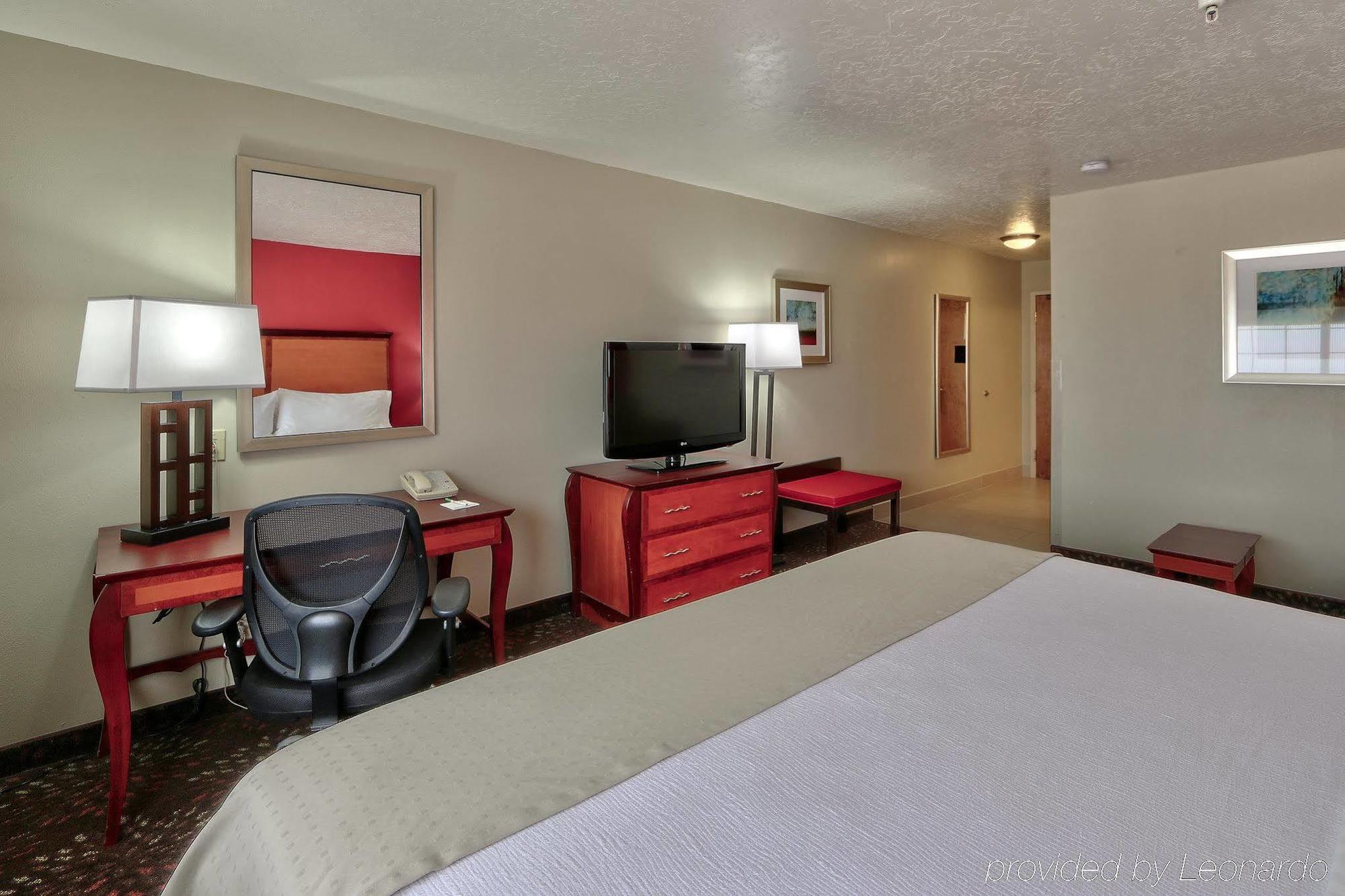 & Airport By Ihg Albuquerque
