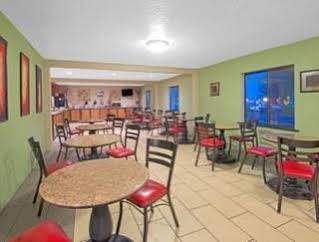 Super 8 Albuquerque/midtown Hotel