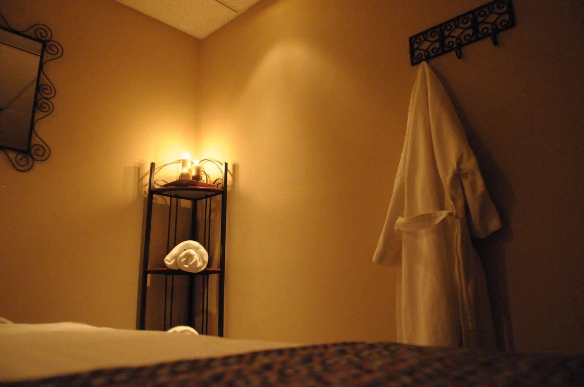 The Clyde Hotel Albuquerque