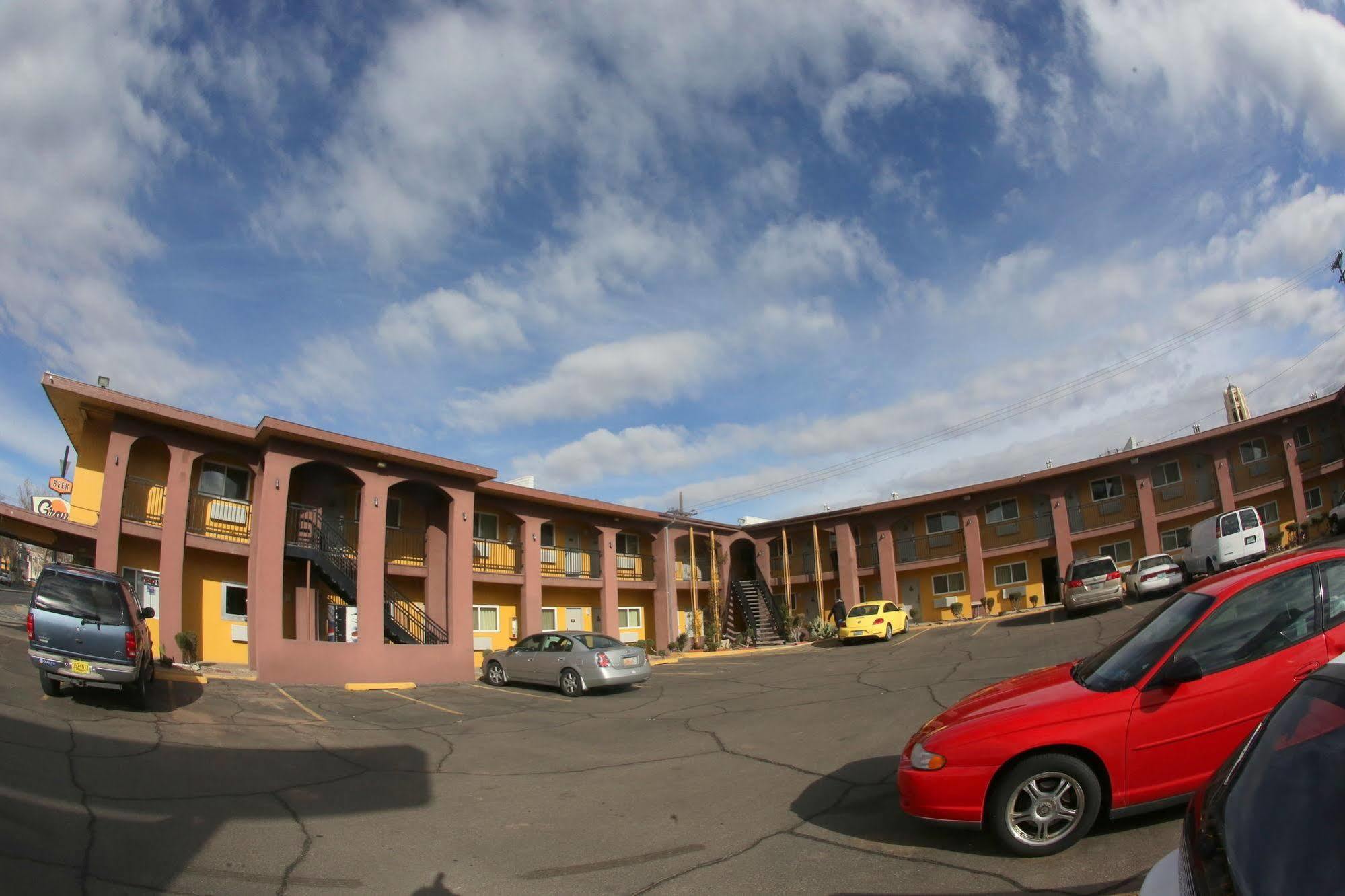 Inn Rodeway Downtown On Rt 66 Albuquerque