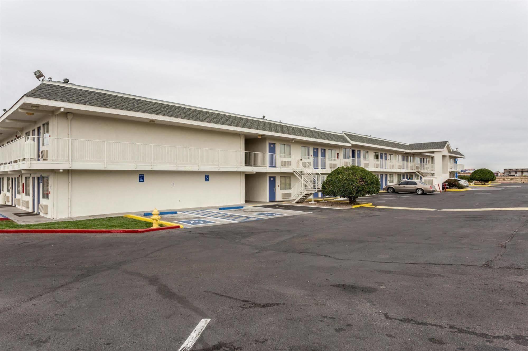 6-albuquerque, Nm - South - Airport Hotel 2*