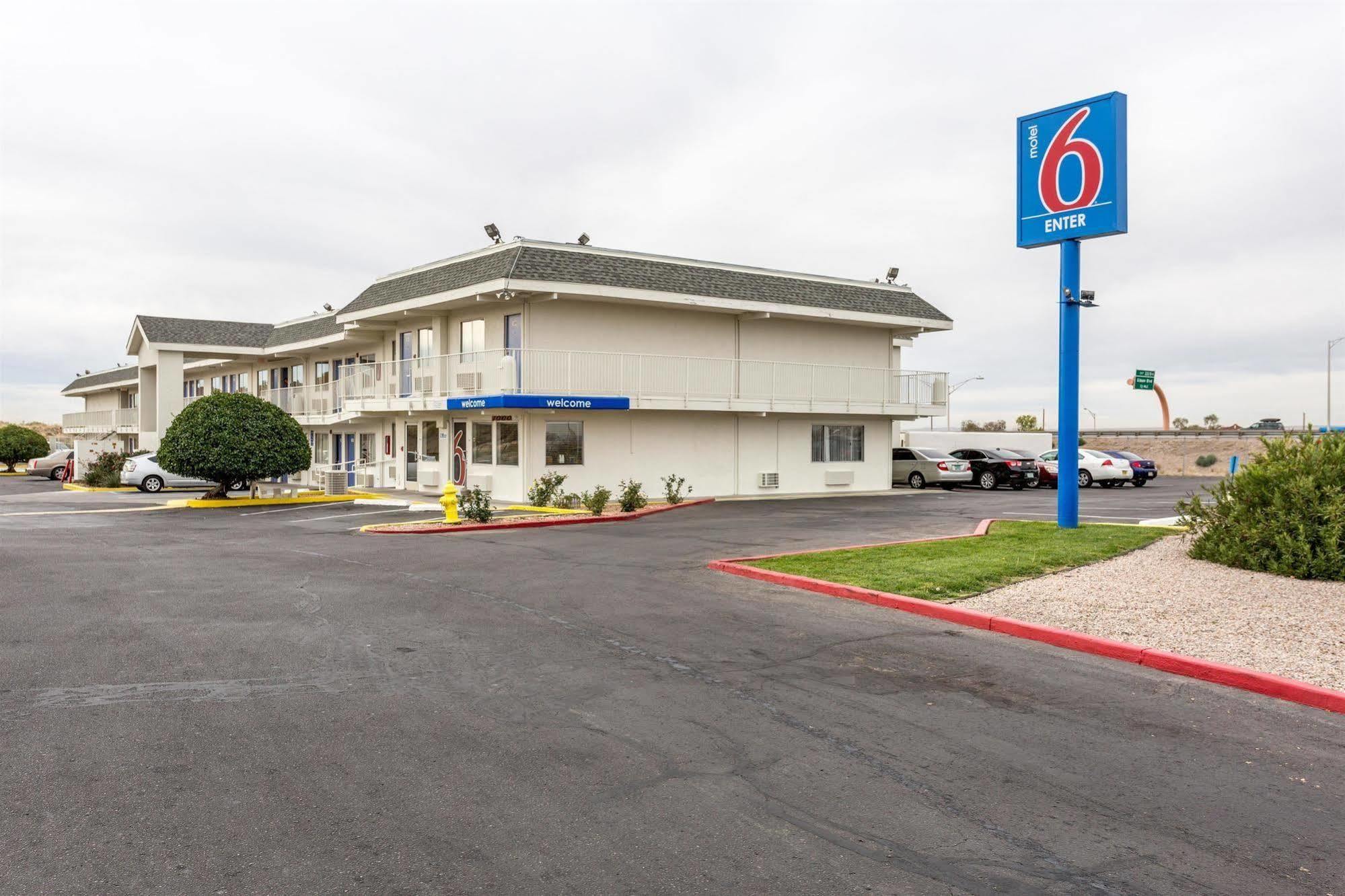 Hotel 6-albuquerque, Nm - South - Airport 2*