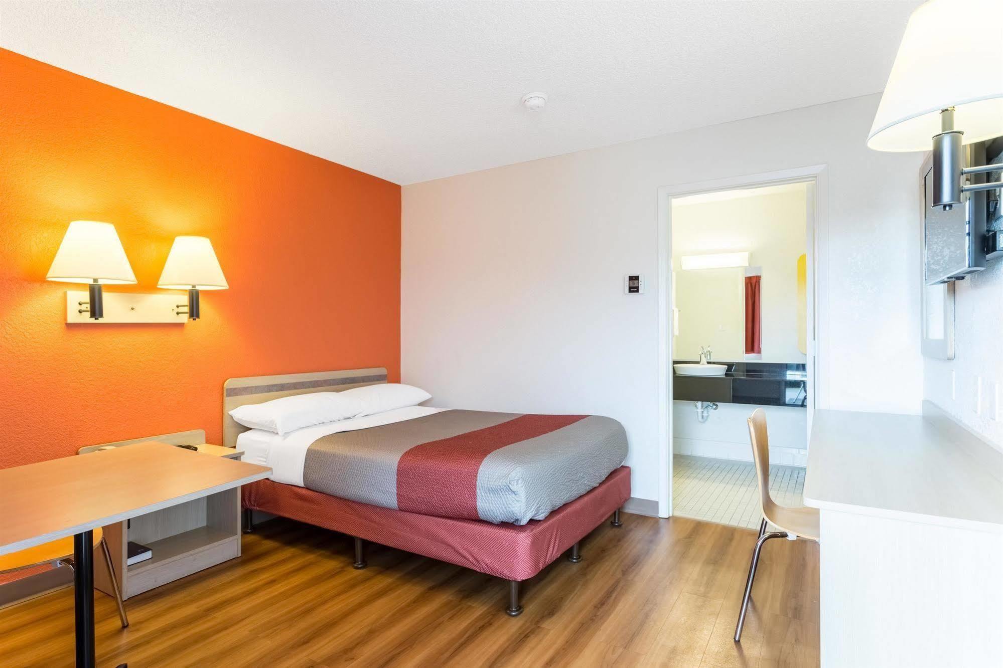 6-albuquerque, Nm - South - Airport Hotel 2*