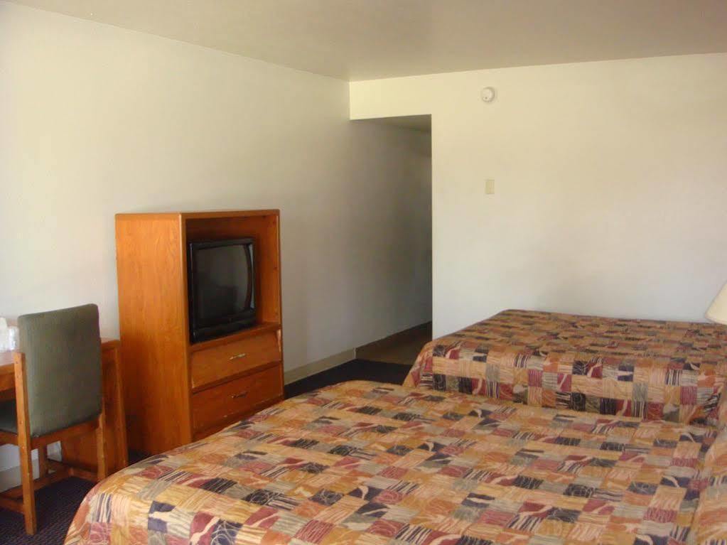 Mountain View & Rv Park Albuquerque