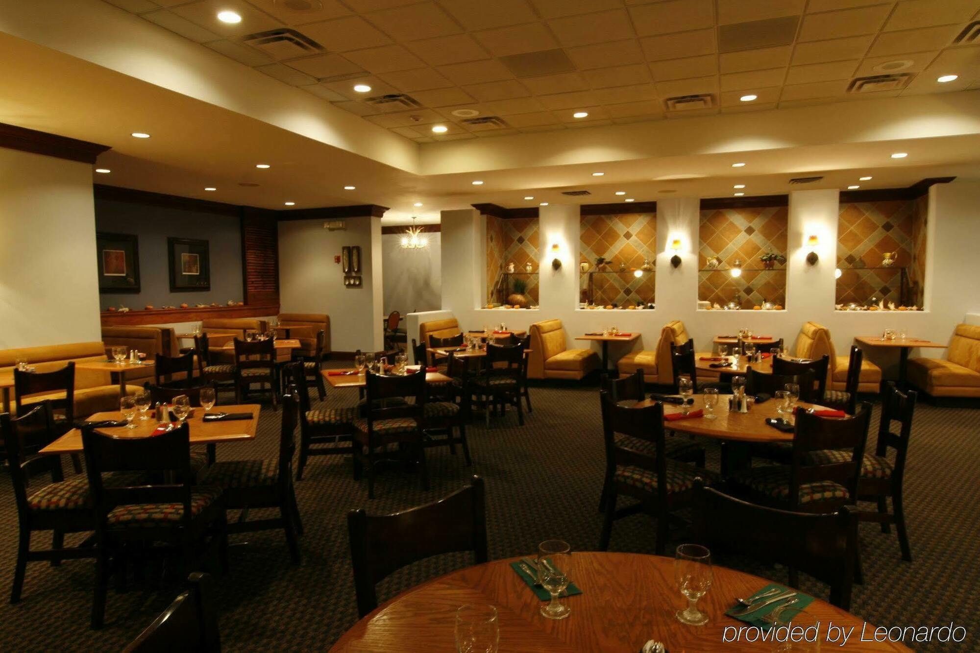 Hotel Wyndham & Conference Center