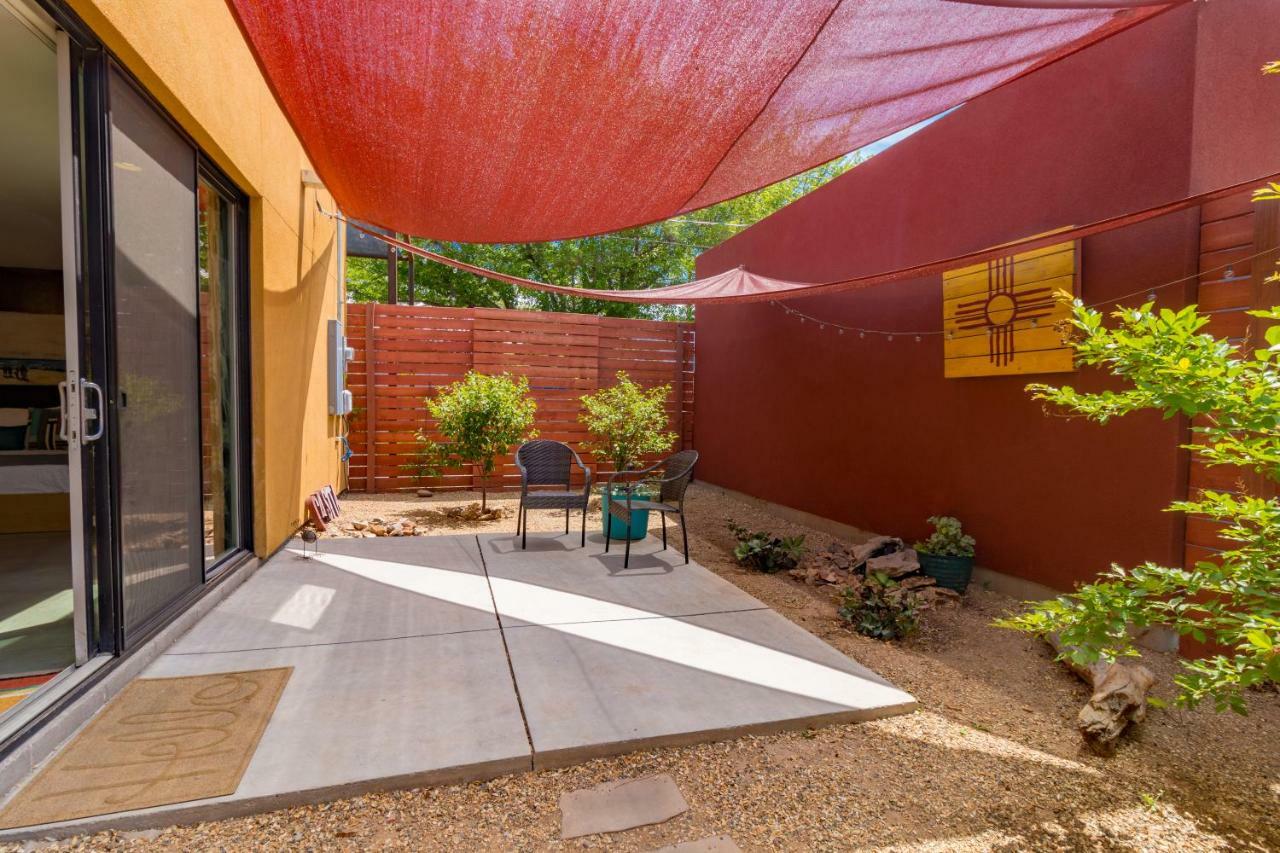 Modern Casita In Historic Downtown