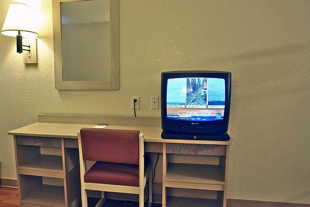 6-albuquerque, Nm - South - Airport 2*