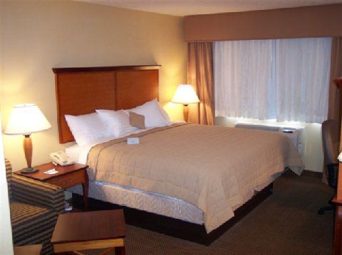 Hotel & Airport By Ihg