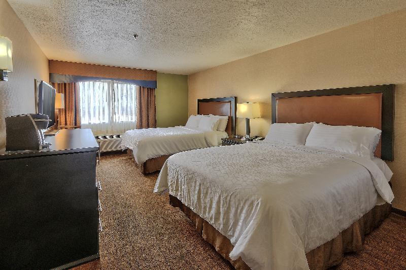 Express & - North Balloon Fiesta Park By Ihg Hotel 2*